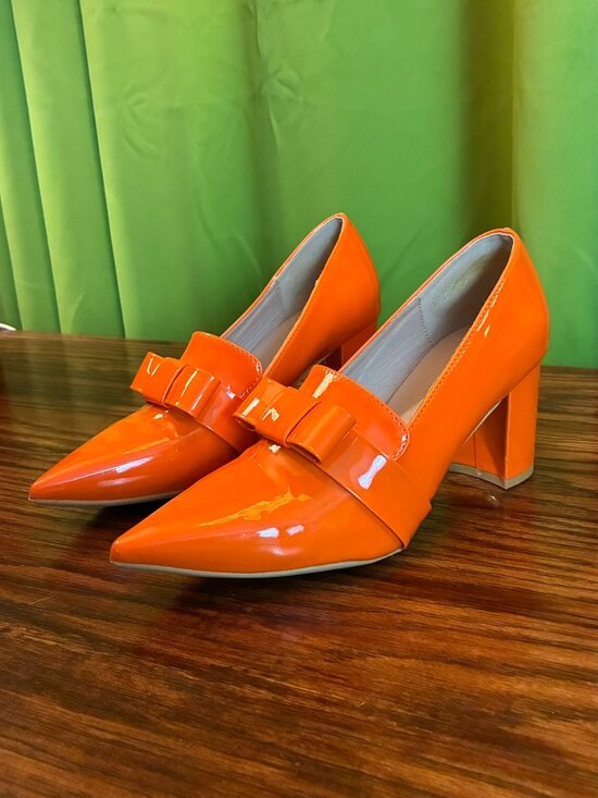 Shoes - Retro Orange Bowknot Chunky Block Heels, Pointed Toe Velma Loafer